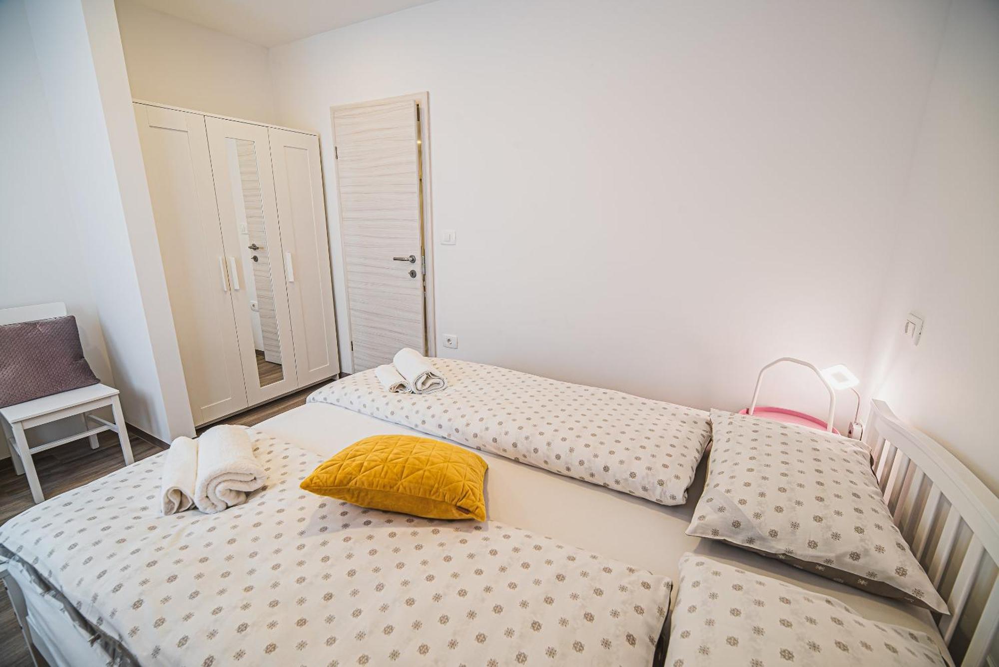 Gotar Apartment With Garden Kobarid Exterior foto