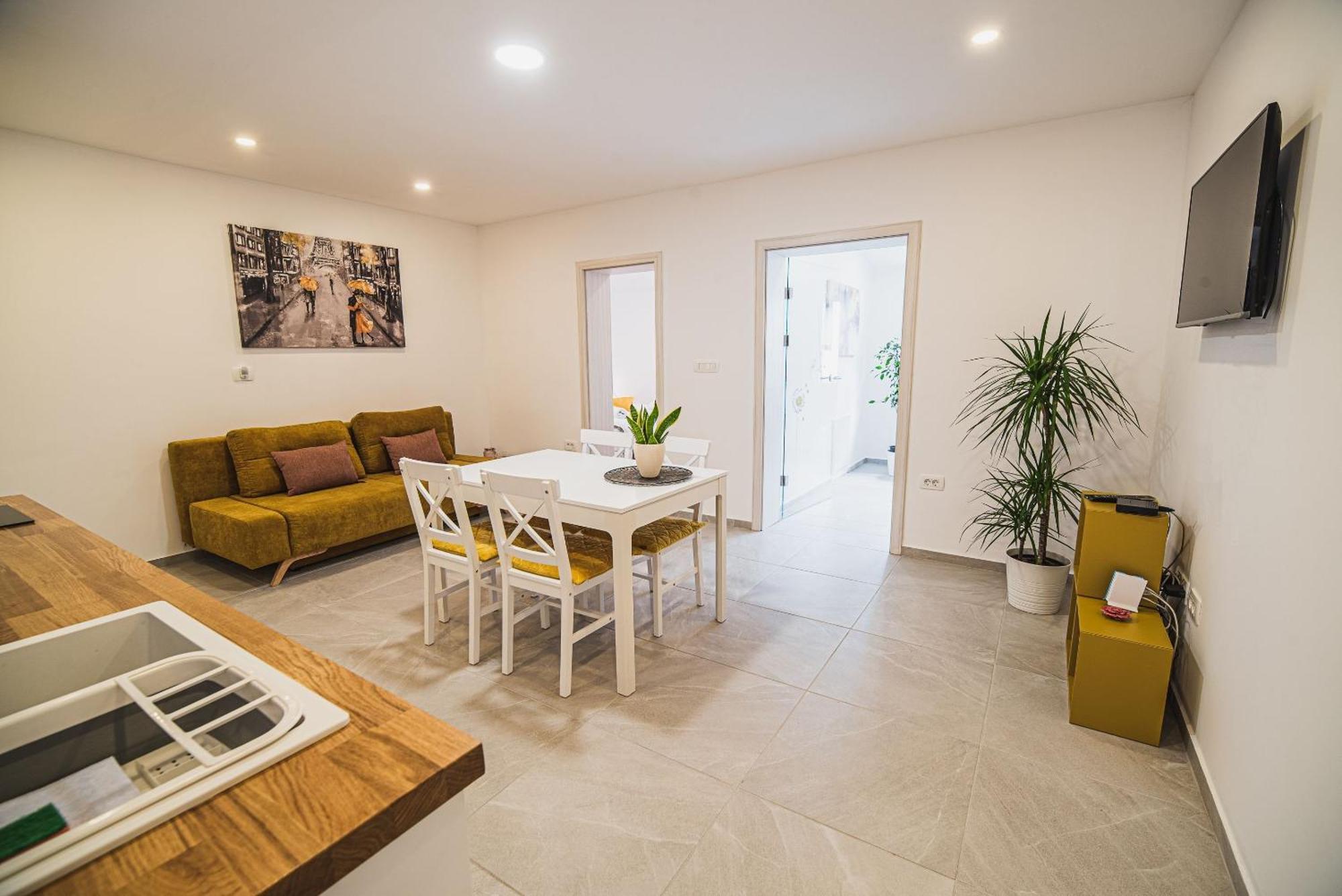 Gotar Apartment With Garden Kobarid Exterior foto