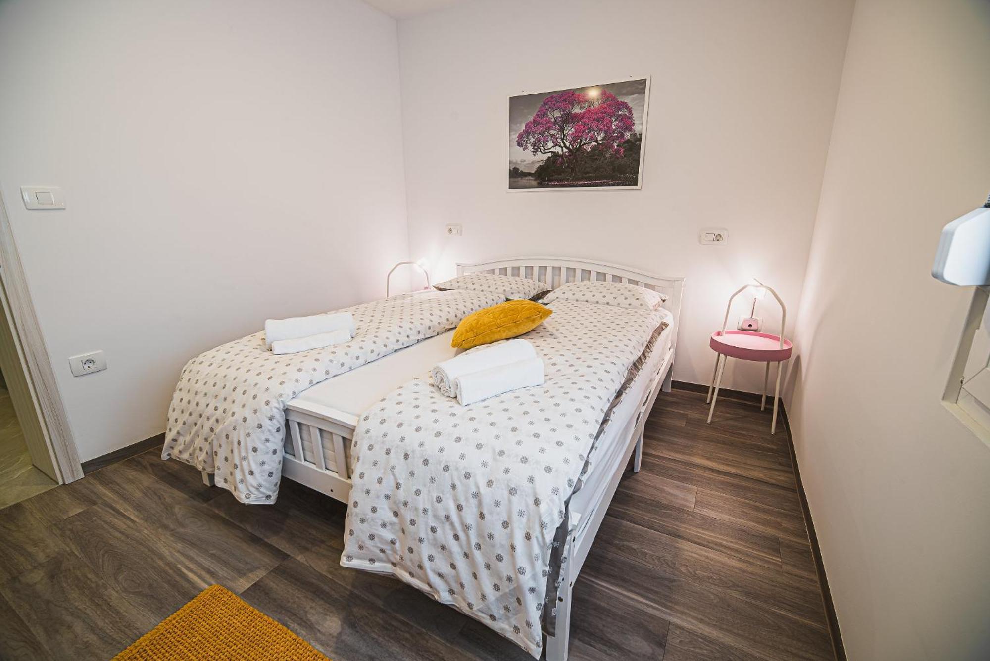Gotar Apartment With Garden Kobarid Exterior foto